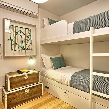 Espaçoso, Ideal Famílias - São Bento - Ttl339 Lisboa